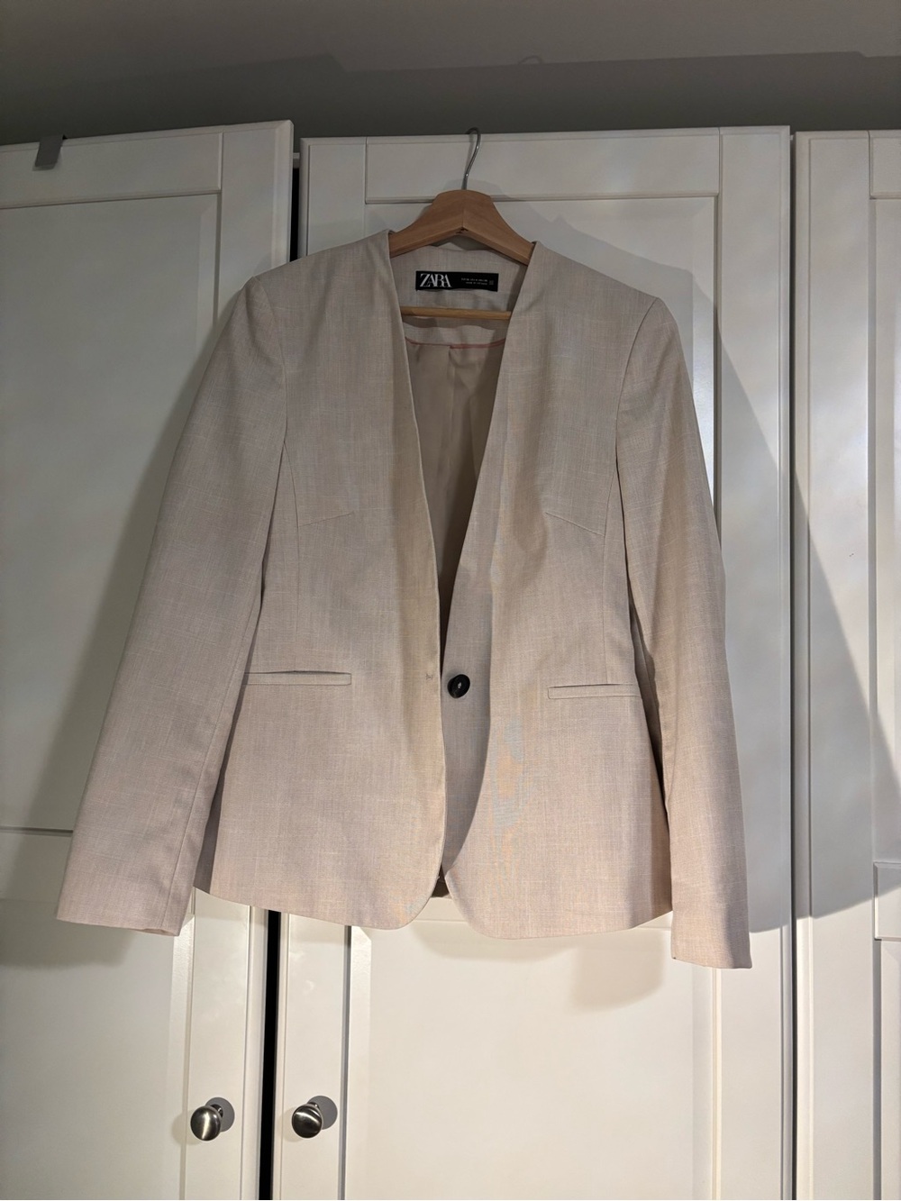 Zara Cream Tailored Blazer Jacket, size 4